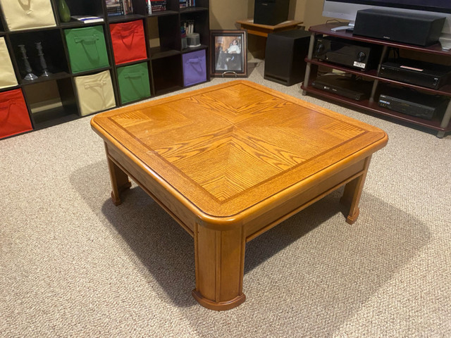 Coffee table with matching end table in Coffee Tables in Lloydminster - Image 2