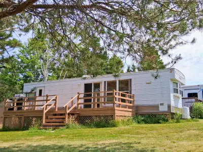 The Breckenridge is spacious and bright with high ceilings, 3 slide outs, double patio doors and num...