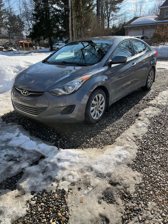 hyundai elantra dans Autos et camions  à Drummondville