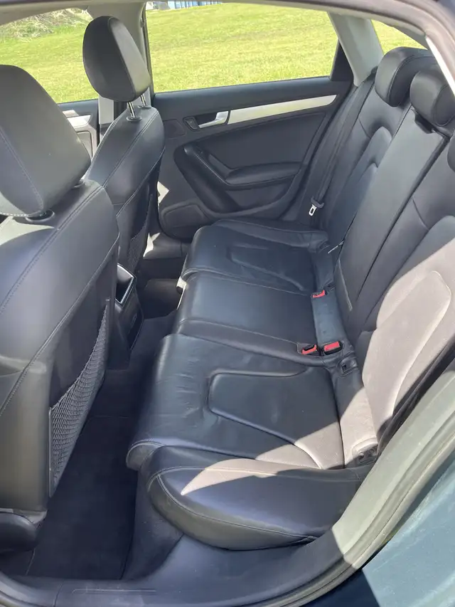 2010 Audi A4562911392165406724