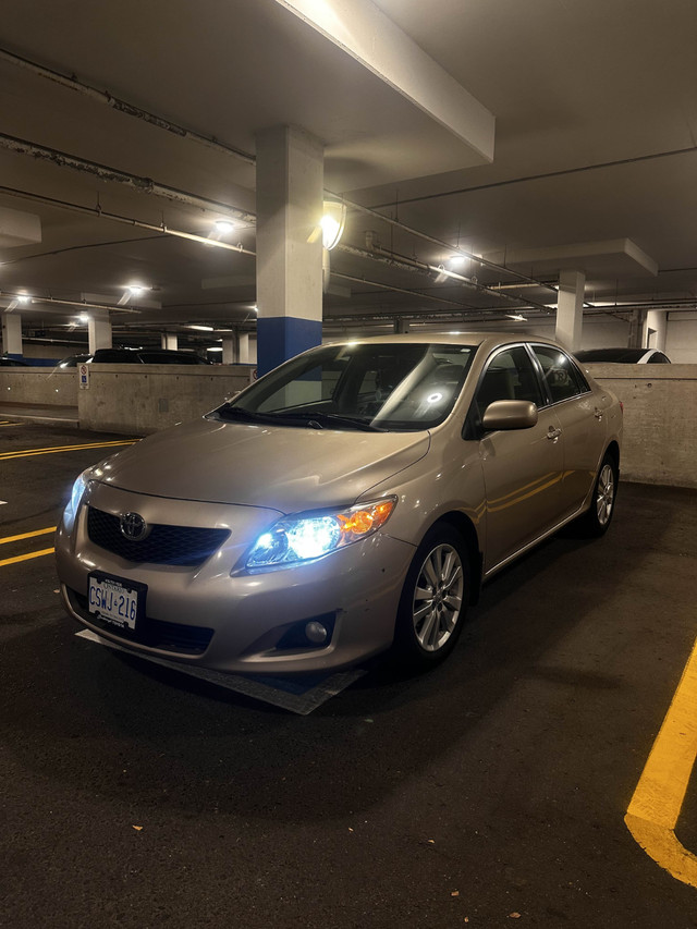 2010 Toyota Corolla | 189k km | Reliable | New Brakes + Winters in Cars & Trucks in Markham / York Region