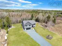 Beautifully Built Home in Mineville 