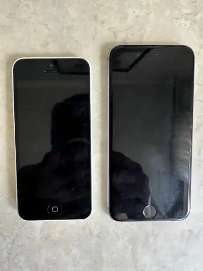 "IPHONE 5 + 6 FULL COMBO– Don’t Miss Out • Unlocked – works with any carrier worldwide • IMEI Clean...