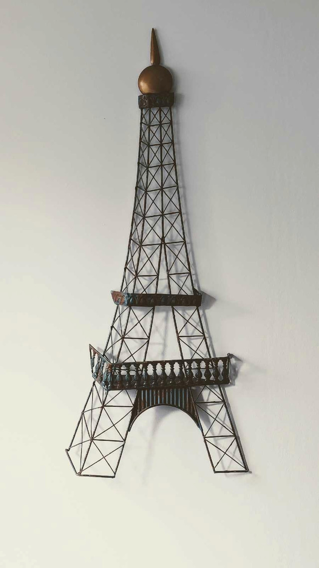 Tour Eiffel en métal  dans Décoration intérieure et accessoires  à Longueuil/Rive Sud