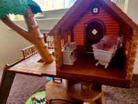 Calico critters tree house with animals and toys etc 