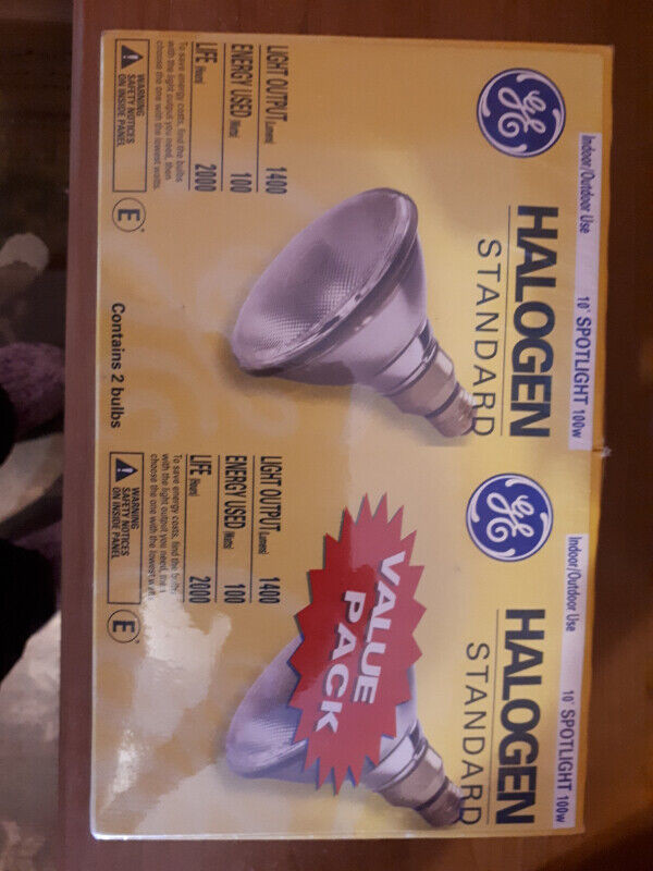 Two replacement bulbs $15.00 in Electrical in North Bay