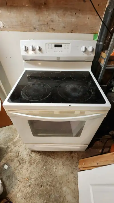 Used good condition Kenmore Oven for sale!, View more