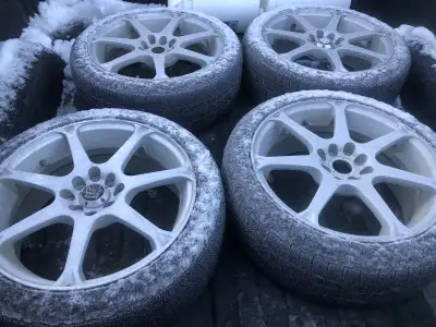 Set of 4 bolt rims Universal bolt pattern Two of the rims are missing center caps They came off a 19...