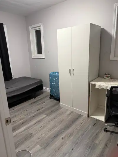 *FURNISHED* DUPLEX ROOM FOR RENT: Available Now First and last required. Less than 10 min walk to Un...