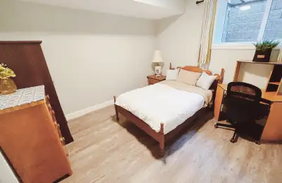 Fully furnished room near UVIC for rent.