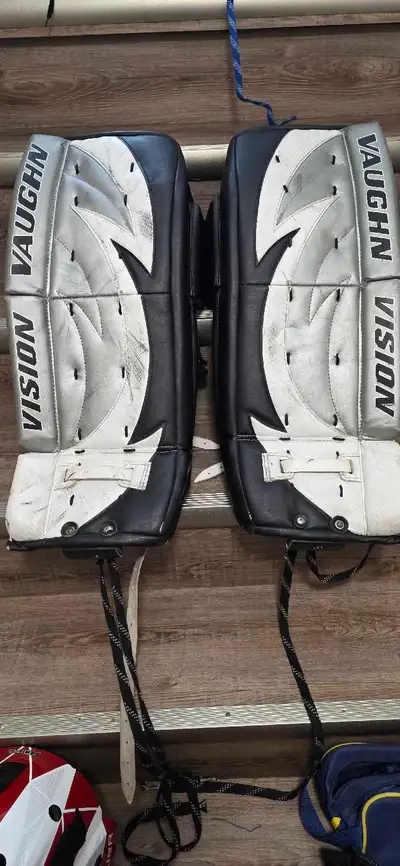 Vaughn Vision VPB 700 Goalie Pads, View more