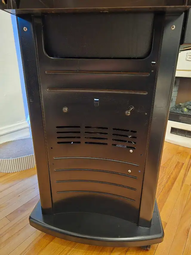 BBQ WEBER SPIRIT E215 in BBQs & Outdoor Cooking in City of Montréal - Image 5