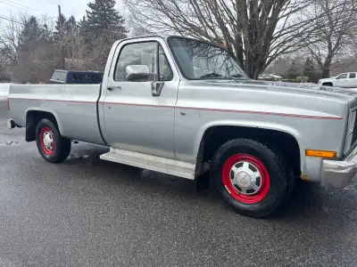 I will not sell this truck for anything less than $6500. This is not a Barrett Jackson truck. It’s 4...