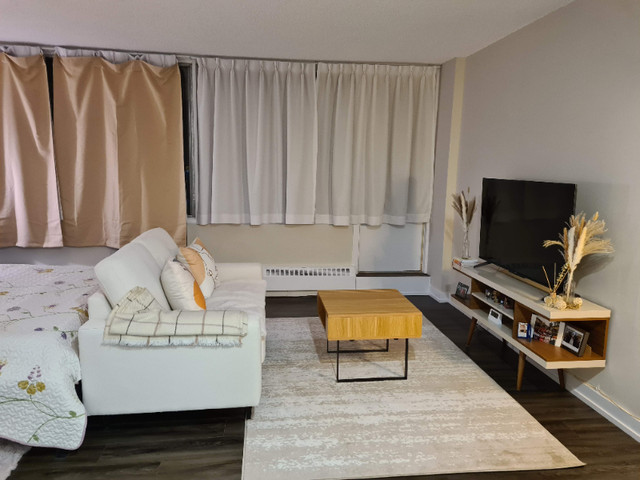 Lease Transfer - Studio Apartment in Rockhill CDN - from May 1st in Long Term Rentals in City of Montréal