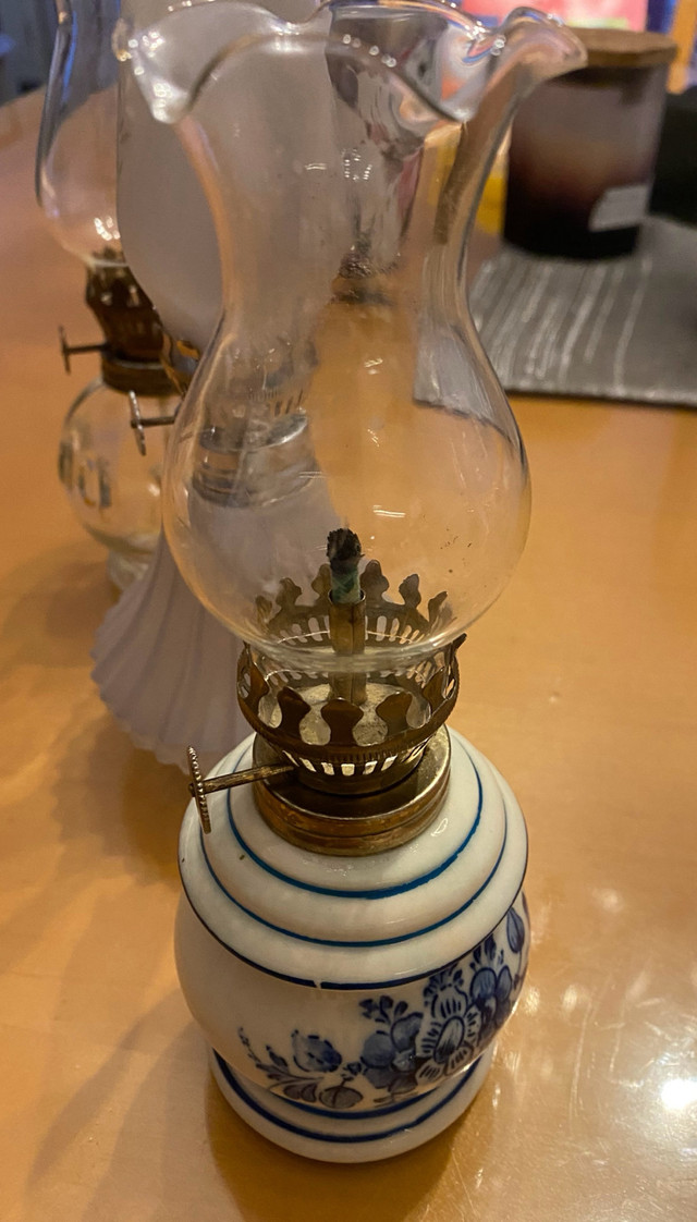 3 petites lampe à l’huile  dans Art et objets de collection  à Laval/Rive Nord - Image 3