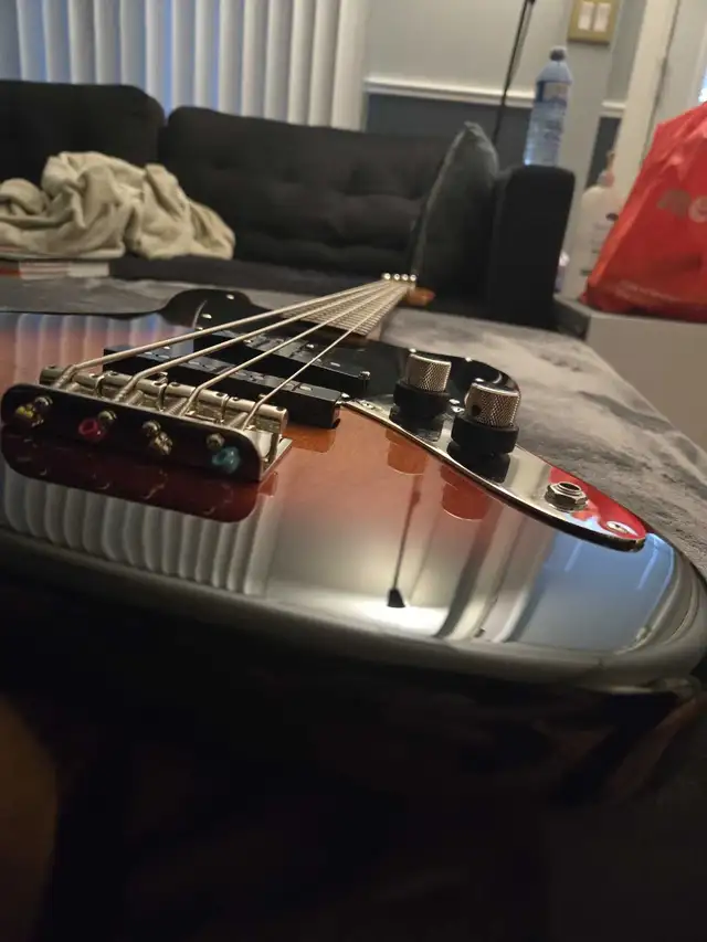 Squire Classic Vibe Jaguar Bass Guitar  in Guitars in Windsor Region - Image 4