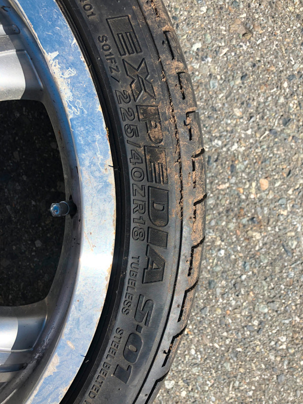 1x Bridgestone Expedia tire 225/40/ZR18" in Tires & Rims in Vancouver - Image 2