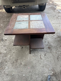  Coffee table/end table