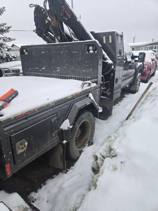2016 F550 picker truck in Heavy Trucks in Fort St. John - Image 9