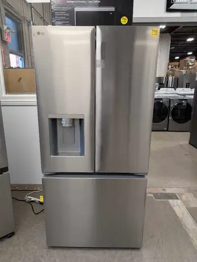 I'm selling a brand new LG 33" French Door refrigerator with a spacious 25 cu.ft capacity, finished...