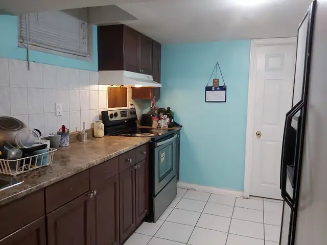 Shared room for rent in Mississauga in Room Rentals & Roommates in Mississauga / Peel Region - Image 2