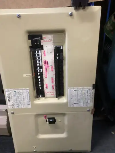 Panneau Electrique 150 Amp. Complet avec disjoncteurs, View more