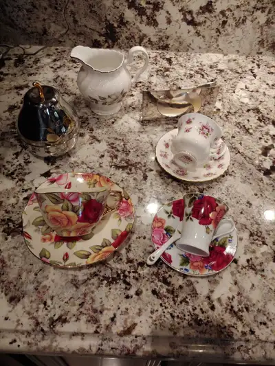 Demi, tea, espresso cup, creamer, napkin holder & container, View more