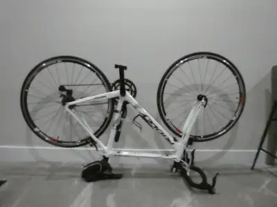 FAST women's bike. Carbon Fiber. Rarely used., View more