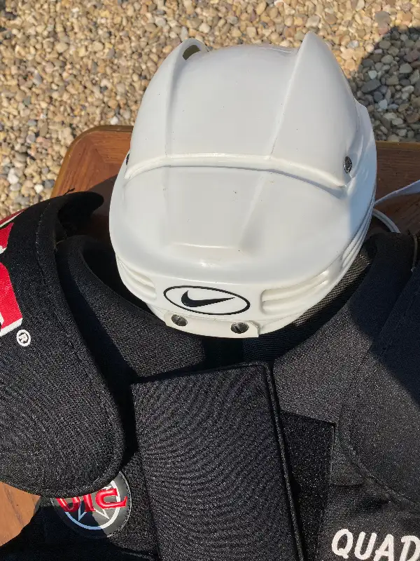 Hockey Equipment in Hockey in Red Deer - Image 8