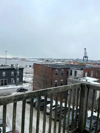 This beautiful appartement is located downtown Saint-John. Very lovely and quiet. You'll love it.