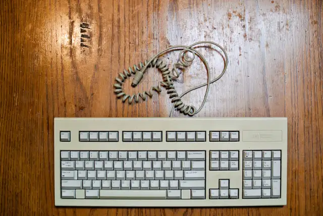 Vintage Classic Personal Computer Keyboards - Compaq and HP in Mice, Keyboards & Webcams in Cambridge - Image 5