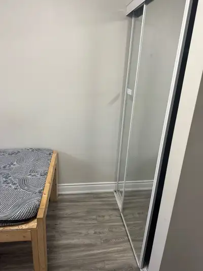 room for rent