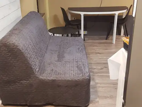 Near South Park and Morris/University. Recently renovated, euro appliances. Very functional space th...