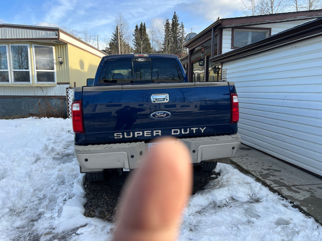 King Ranch Ford-2009-f350 Diesel  in Cars & Trucks in La Ronge - Image 4