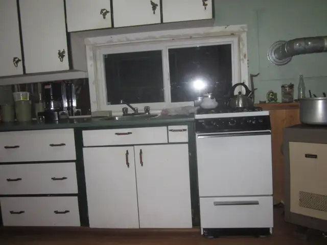 cabin in the woods for sale in Houses for Sale in Saint John - Image 5
