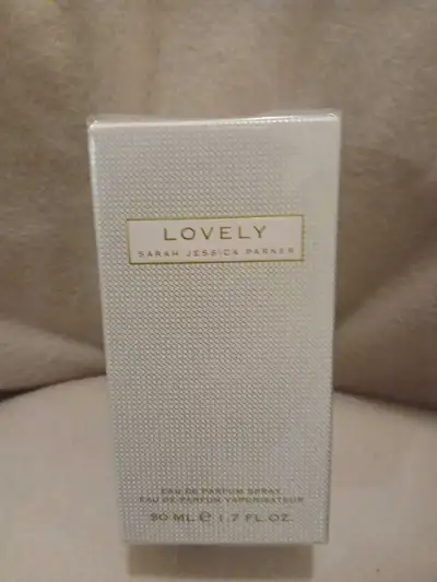 Lovely perfume by Sarah Jessica Parker, View more