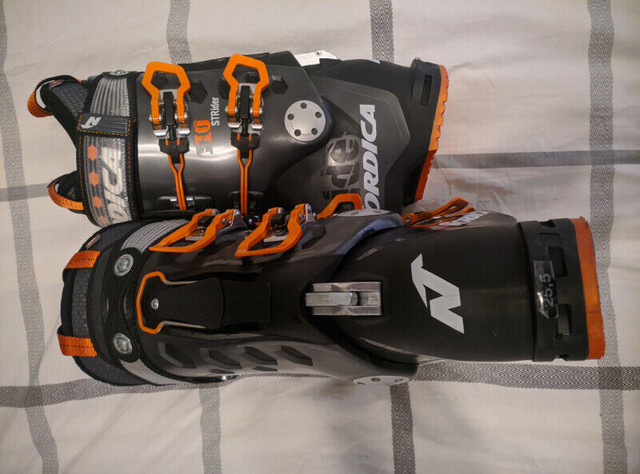 Vend bottes ski Nordica Strider 110 homme (taille 25.5) dans Ski  à Rimouski / Bas-St-Laurent