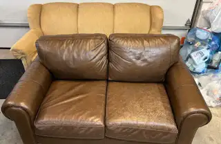 Love Seat - Leather, View more