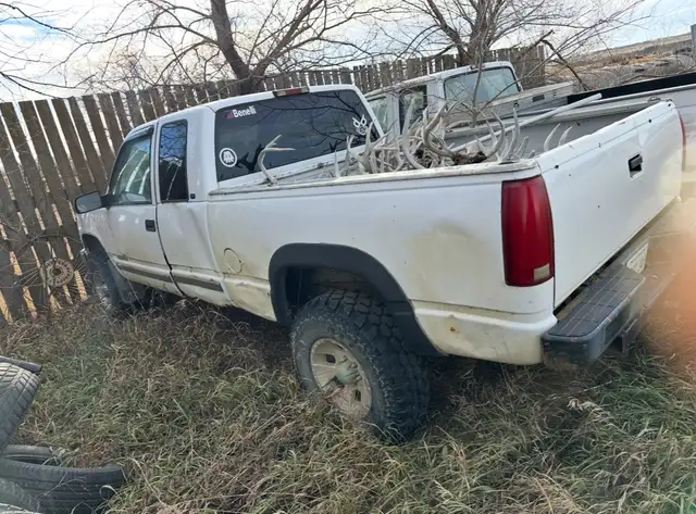 1996 chev 1500 short box in Cars & Trucks in Lloydminster - Image 6