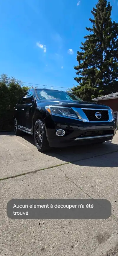 Nissan pathfinder AWD v6 3.5 Active. black interior and exterior, everything works as it should, mai...