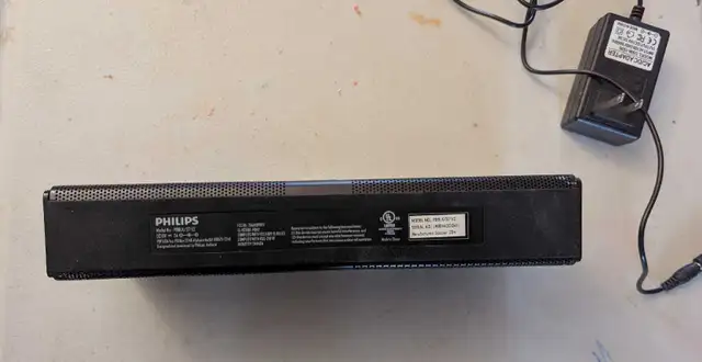 Philips Fidelio P8BLK/37 Bluetooth Portable Speaker (Black) in Speakers in Oshawa / Durham Region - Image 4