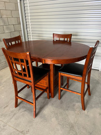Table & Chairs Dining Set