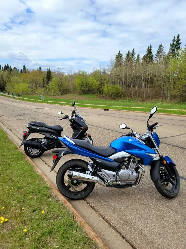 Motorcycle Class 6 License Practice & Skill improvement in Sport Bikes in Edmonton - Image 6