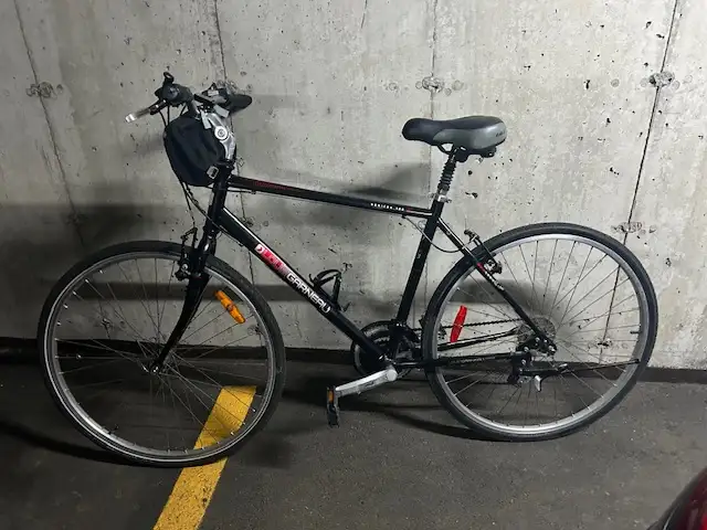 Velo Louis Garneau de ville in Cruiser, Commuter & Hybrid in City of Montréal - Image 2