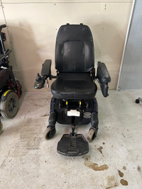 Power wheelchair 