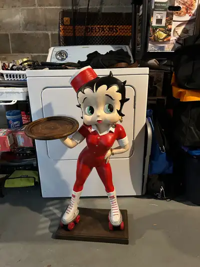 Betty Boop Diner Waitress Statue, View more