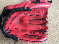 VGUC Kids Rawlings 10 Inch Baseball Glove