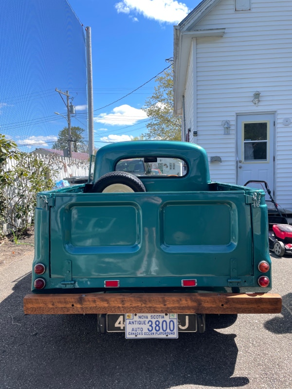 Antique 1961 British Morris Minor 1/4 Ton Pickup Truck Classic Cars