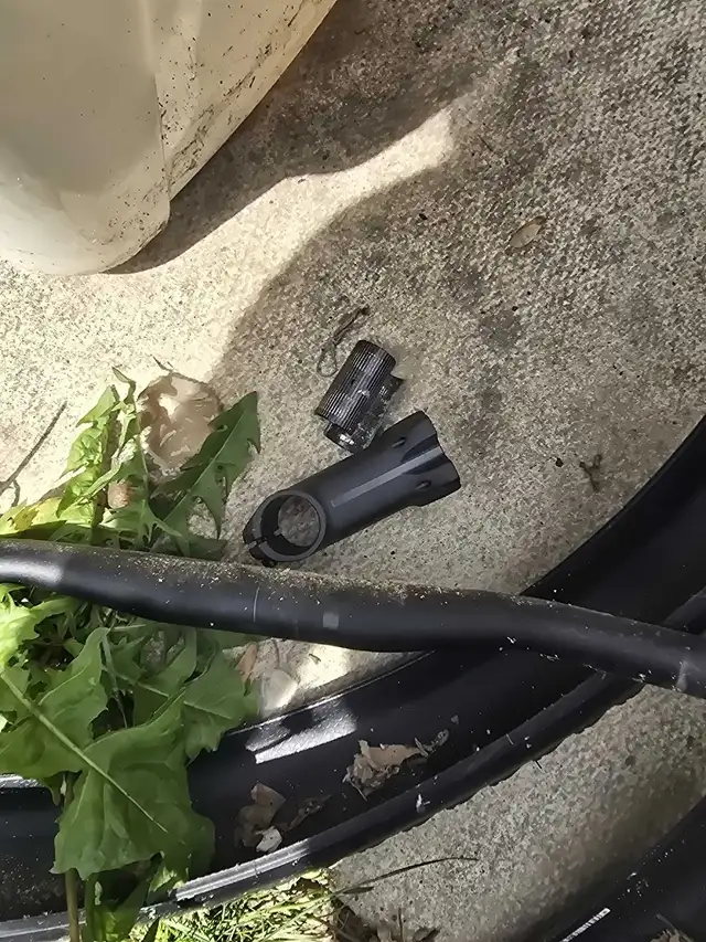 Bycicle trailer and parts in eBike in Oakville / Halton Region - Image 3