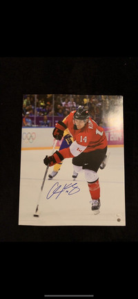Chris Kunitz Signed Penguins 8x10 Photo (Kunitz COA)
